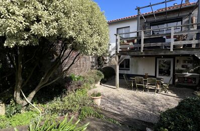 vente maison 380 000 € à proximité de Salles-sur-Mer (17220)