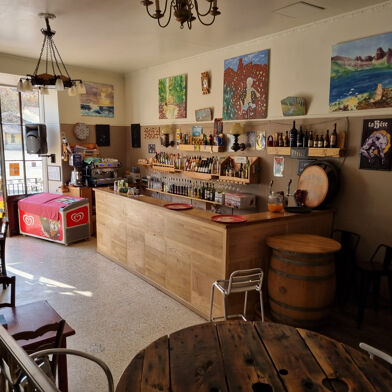 Commerce  148500 €