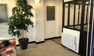 Bureau  72 m² à louer à Avignon (84000)