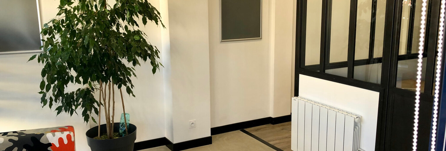 Bureau  72 m² à louer à Avignon (84000)