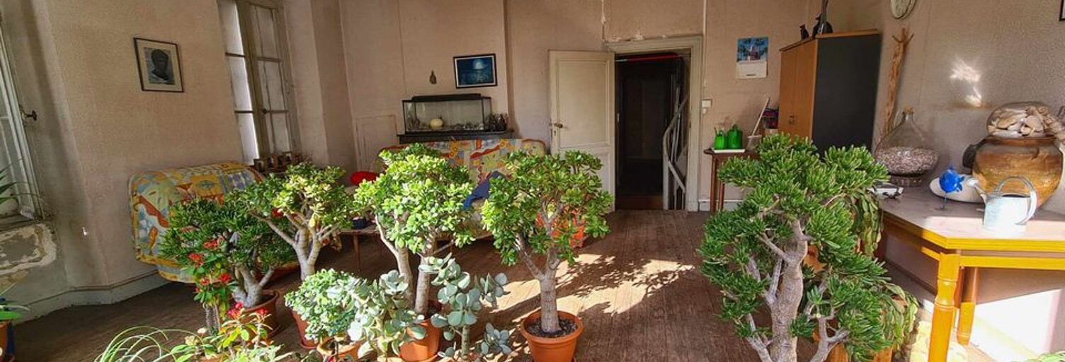 Immeuble  184 m² à vendre à Pauillac (33250)