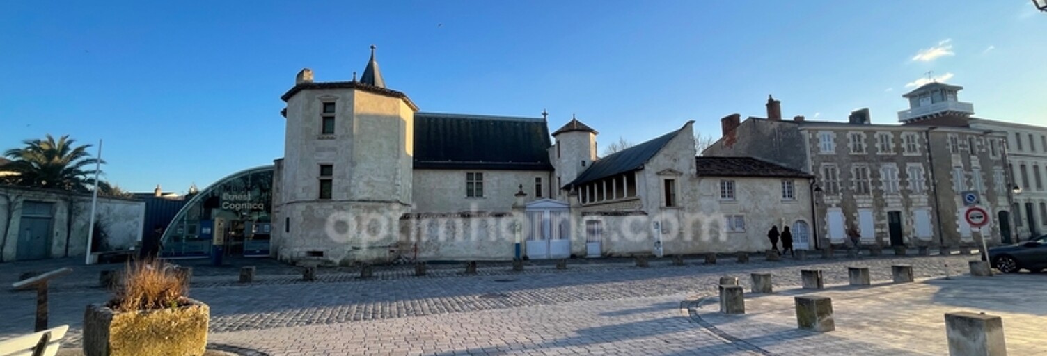 Immeuble  280 m² à vendre à Saint-Martin-de-Ré (17410)