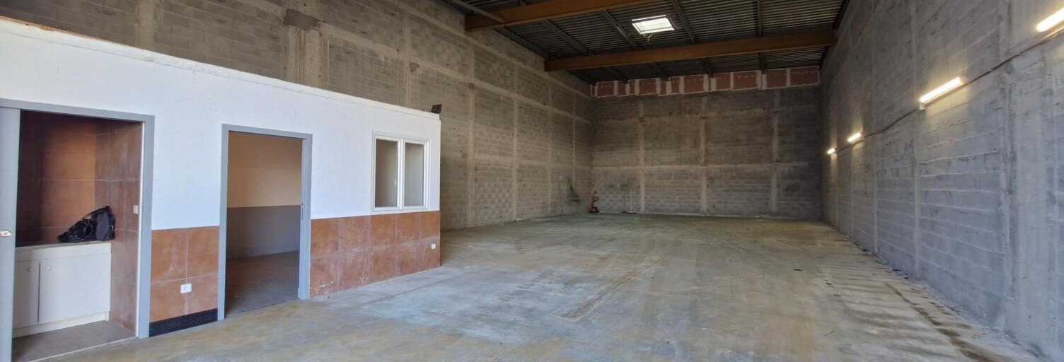 Local industriel   m² à louer à Afa (20167)