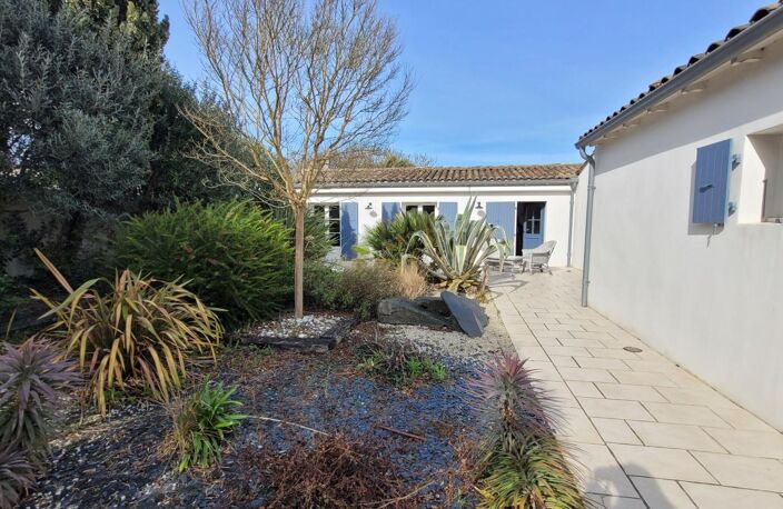 Maison À Vendre - Le Bois Plage en Ré - 3 chambres - 117m² - jardin - garage — photo 2