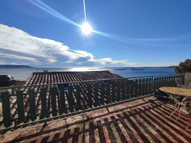 Maison À Vendre vue imprenable sur l'étang de Thau — photo du bien