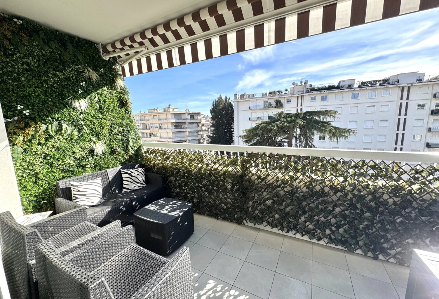Vente Appartement Cannes • Banane — photo 1