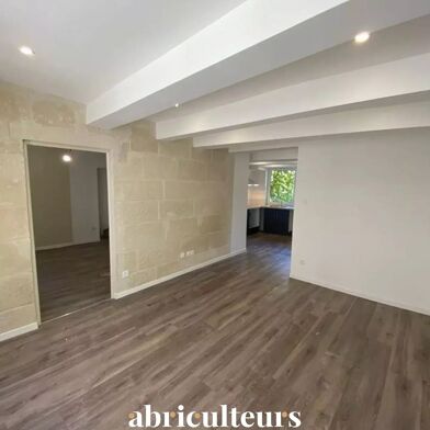 Maison 9 pièces 115 m²