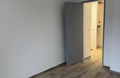 location appartement 800 € CC /mois à proximité de Vincennes (94300)