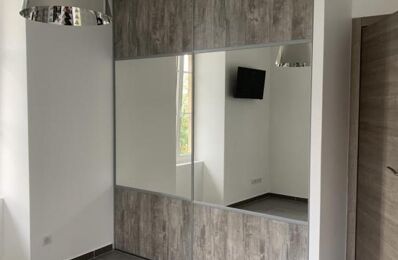 location appartement 1 300 € CC /mois à proximité de Challes-les-Eaux (73190)