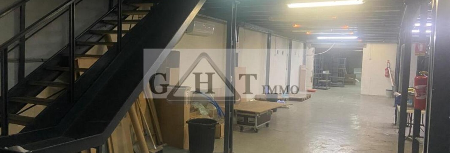 Local industriel  772 m² à louer à Montreuil (93100)