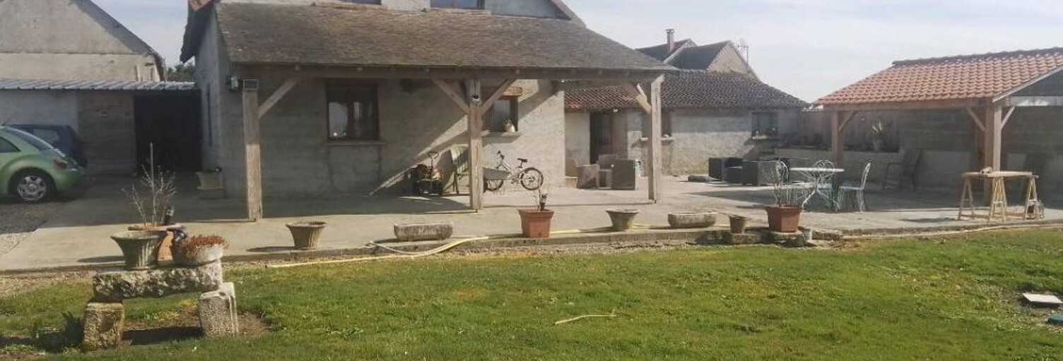 Maison 6 Pièces 130 m² à vendre à Saint-Hippolyte (37600)