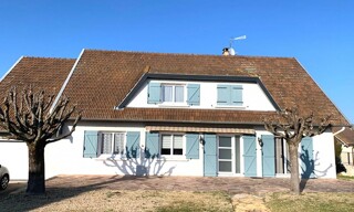Maison 8 Pièces 194 m² à vendre à Saint-Forgeux-Lespinasse (42640)