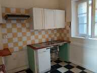 IDEAL  INVESTISSEURS OU MAISON DE VACANCES BEL ENSEMBLE DE MAISONS DE BOURG EN PIERRE DE 60 M² et 50 M² + ANNXE DE 40 M², LE TOUT SUR UN TERRAIN NON CLOS DE 954 M² — photo 2