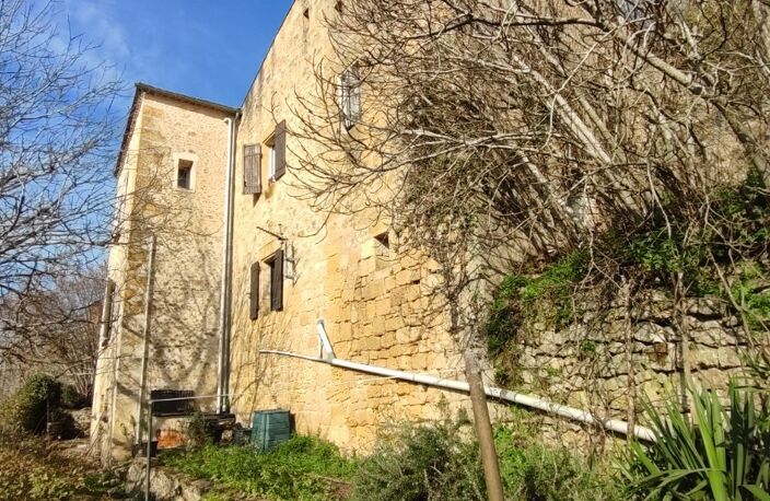 IDEAL  INVESTISSEURS OU MAISON DE VACANCES BEL ENSEMBLE DE MAISONS DE BOURG EN PIERRE DE 60 M² et 50 M² + ANNXE DE 40 M², LE TOUT SUR UN TERRAIN NON CLOS DE 954 M² — photo 5