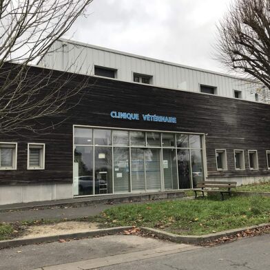 Commerce 9 pièces 395360 €