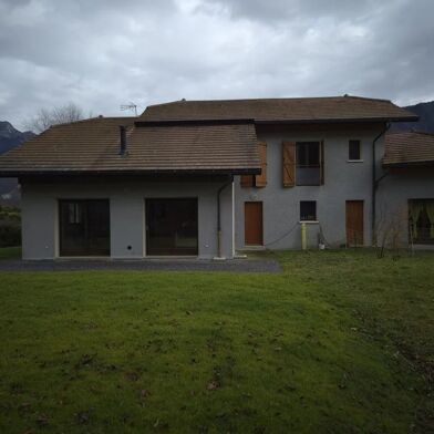 Maison 4 pièces 106 m²