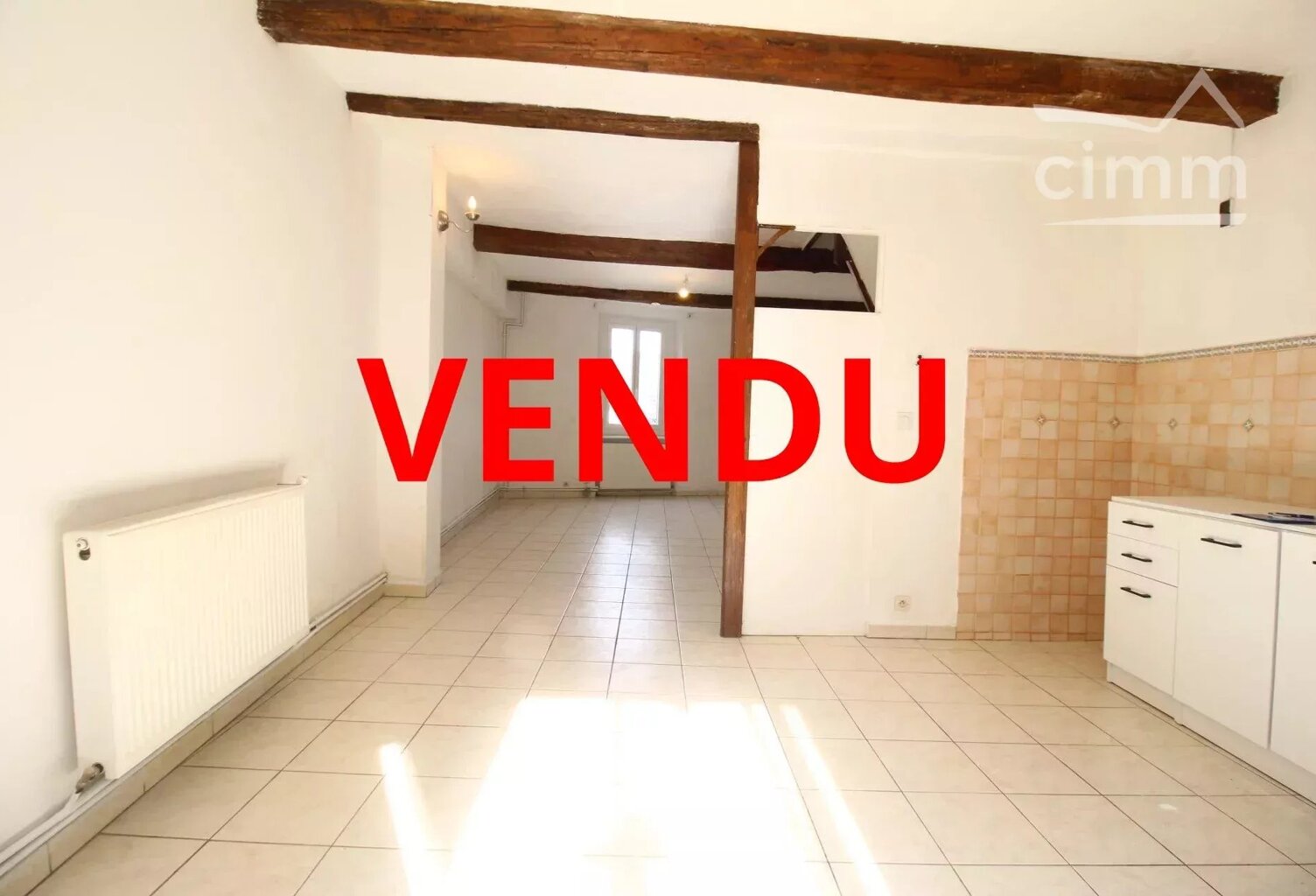 VENDU une maison de village rénovée avec un jardin — photo 1