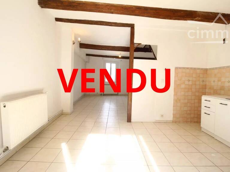VENDU une maison de village rénovée avec un jardin — photo 1