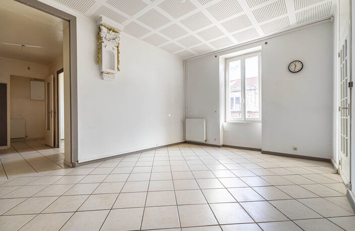 Maison bourgeoise à rénover   6 pièces   Coeur de Montchat — photo 4