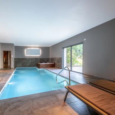 Maison 12 pièces 1545000 €