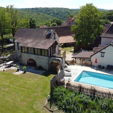 Maison 10 pièces 433000 €