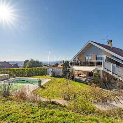 Maison 12 pièces 1695000 €