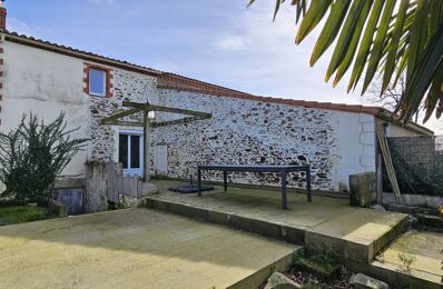 vente maison 239 000 € à proximité de Essarts-en-Bocage (85140)