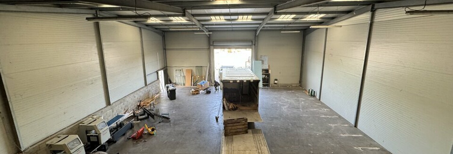 Commerce  600 m² à louer à Cournonsec (34660)