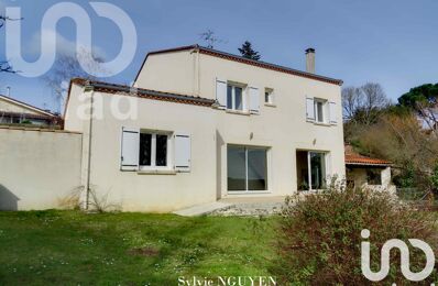 vente maison 335 000 € à proximité de Magnac-sur-Touvre (16600)