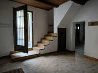 Maison de village St Quentin la Poterie — photo 3