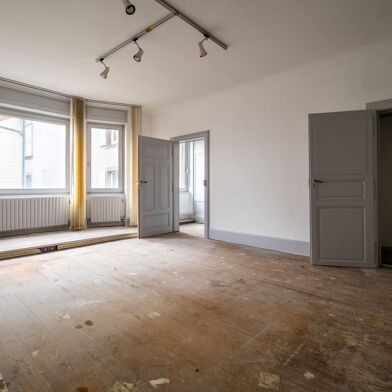 Commerce  185000 €