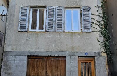 immeuble  pièces 157 m2 à vendre à Maurs (15600)