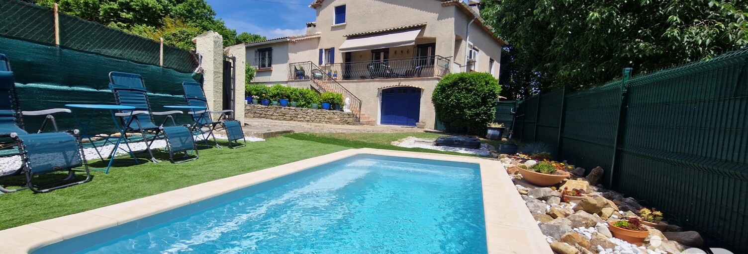 Maison 9 Pièces 196 m² à vendre à Saint-Nazaire (30200)