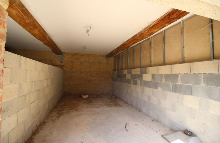 BATISSE A RENOVER — photo 3