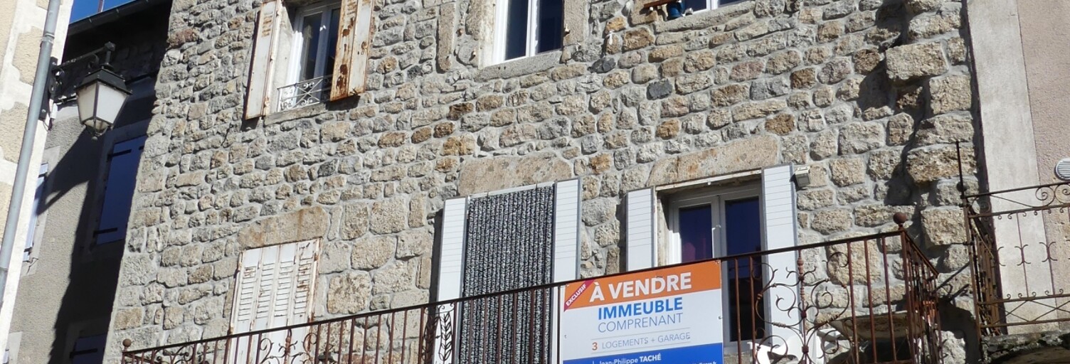 Maison 7 Pièces 150 m² à vendre à Burzet (07450)
