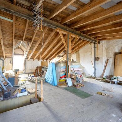 Maison 9 pièces 451500 €