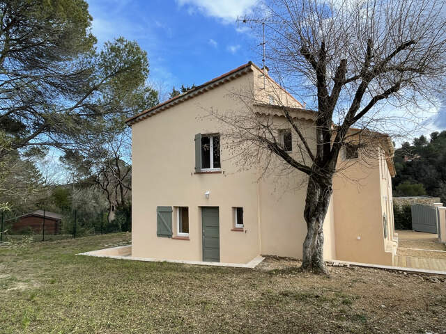 PLASCASSIER / VILLA ENTIÈREMENT RÉNOVÉE — photo du bien
