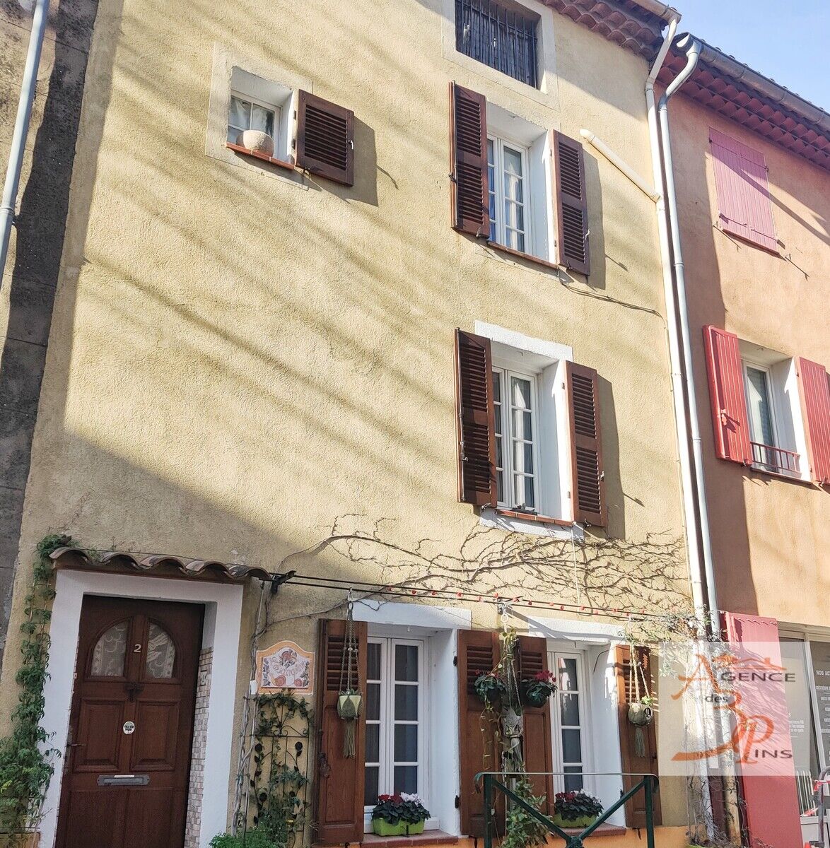 Maison de Village  4 pièces  à vendre Collobrières 83610