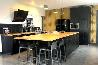 Maison 8 pièces 585000 €