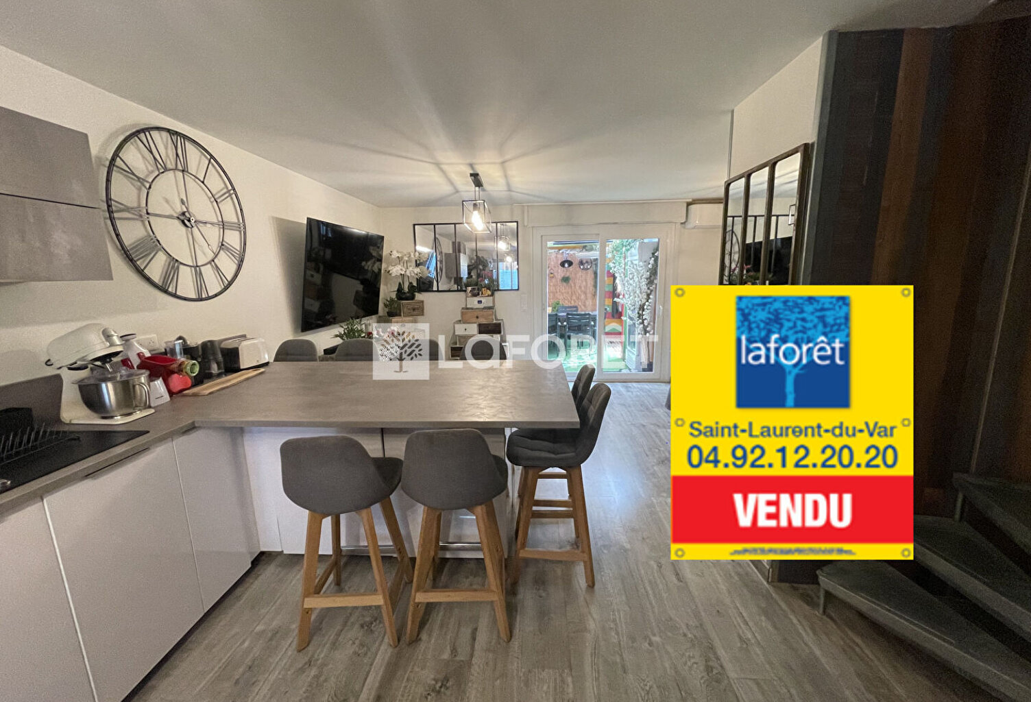 Maison Saint Laurent Du Var 5 pièce(s) 97 m2 — photo 1