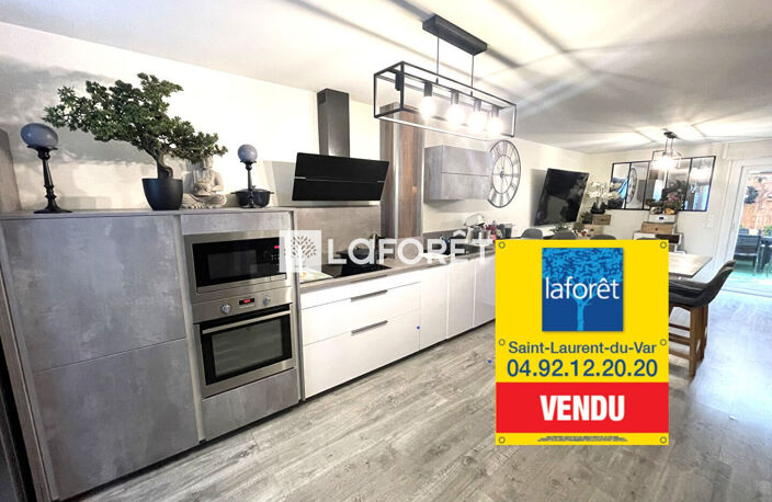 Maison Saint Laurent Du Var 5 pièce(s) 97 m2 — photo 2