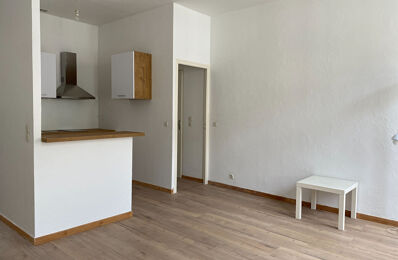 location appartement 548 € CC /mois à proximité de Les Angles (30133)