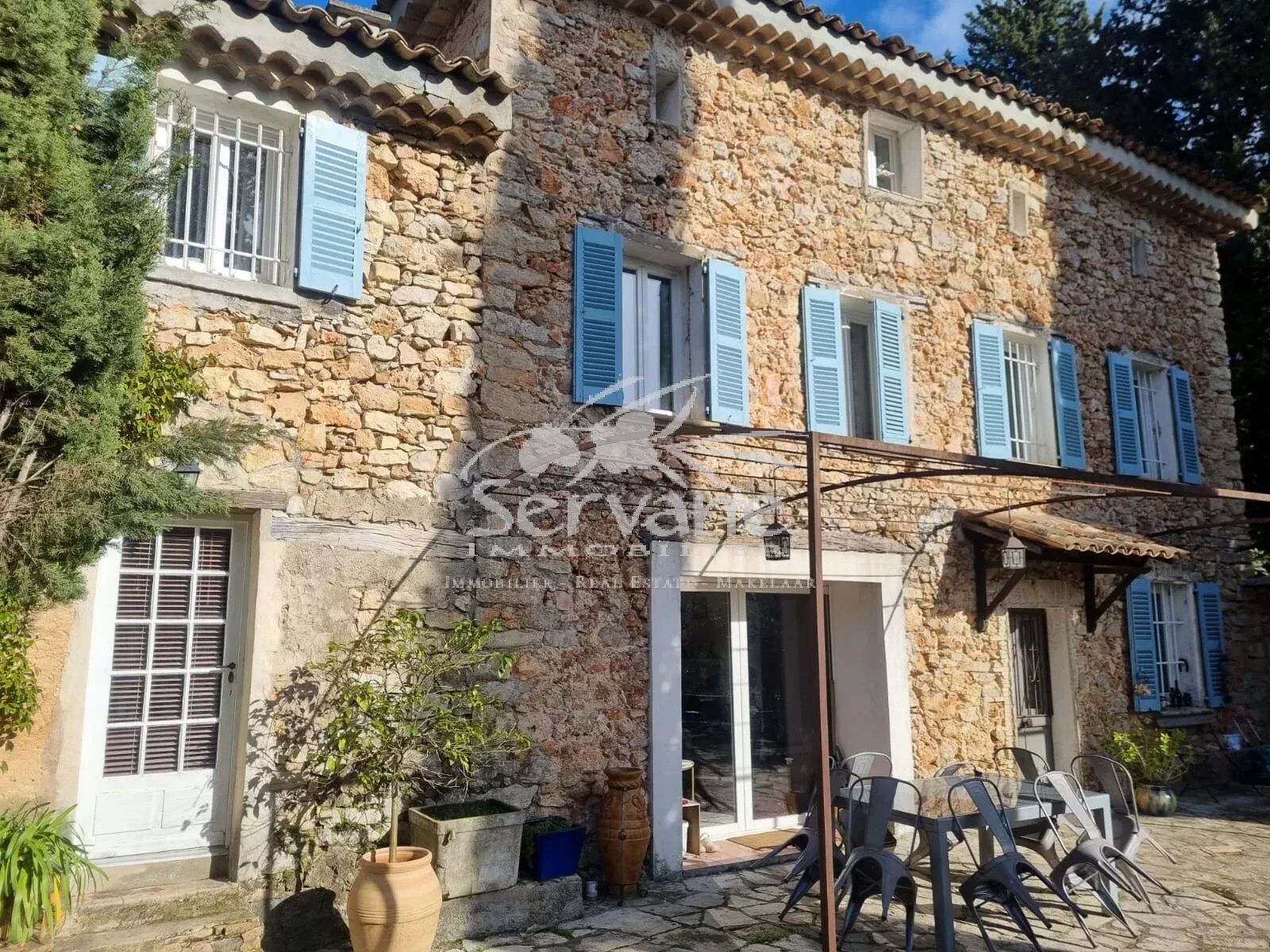 Villa / Maison 10 pièces  à vendre Lorgues 83510