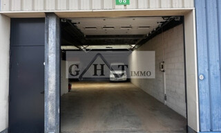 Local industriel  350 m² à louer à Vaux-le-Pénil (77000)