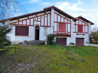 Maison 153 m2 avec deux garages et jardin — photo 2
