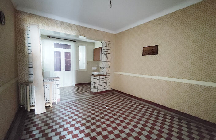Maison 153 m2 avec deux garages et jardin — photo 4