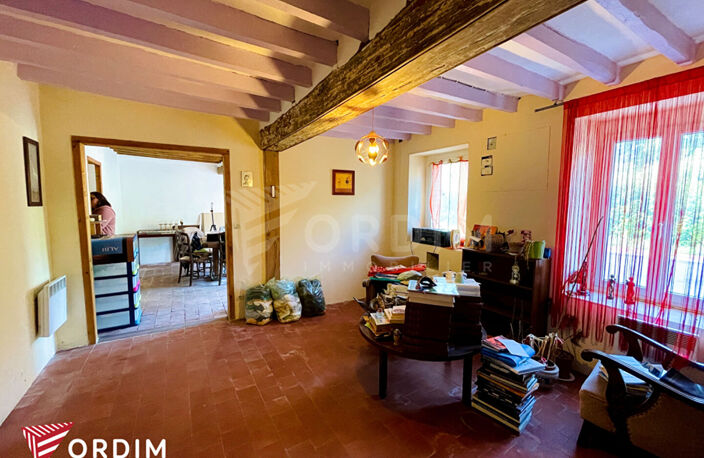 **Charmante Maison à Villeneuve-les-Genêts** — photo 5