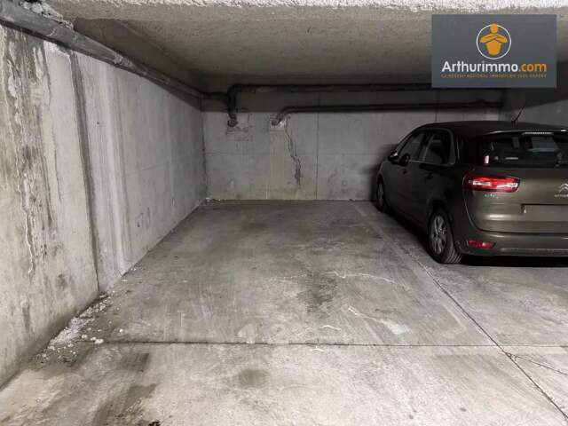 Compiègne, place de parking en sous sol — photo du bien