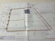 Terrain constructible en bordure du village de Pouzolles. — photo 3