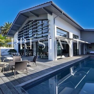 Maison 6 pièces 2990000 €